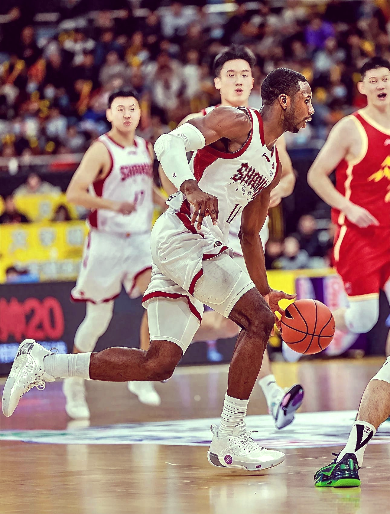 金年会官网金年会官方在线入口-广州队发布备战花絮；赛后临场应变；NBA总决赛任务艰巨；训练强度明显提升的简单介绍